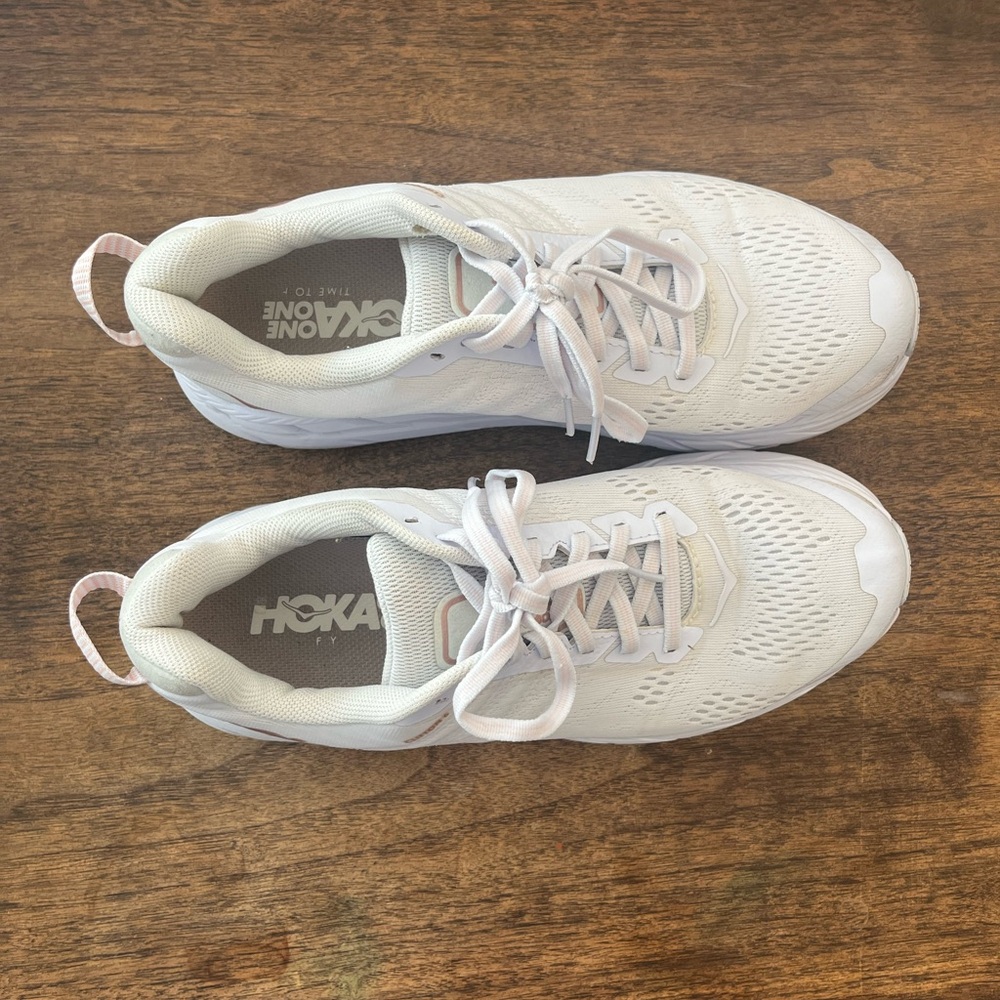 HOKA ONE ONE Clifton